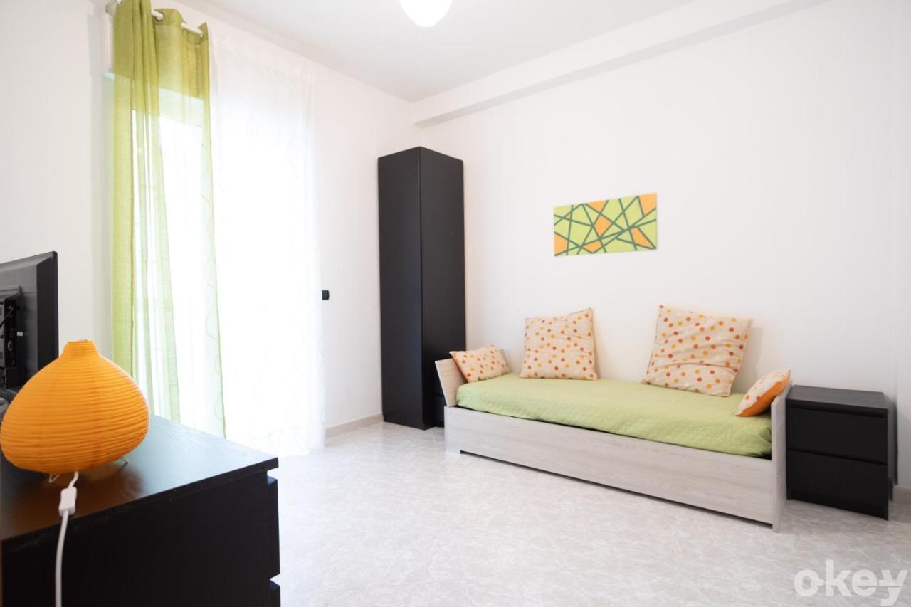 Cozy Apartments De Gasperi Bari Eksteriør bilde